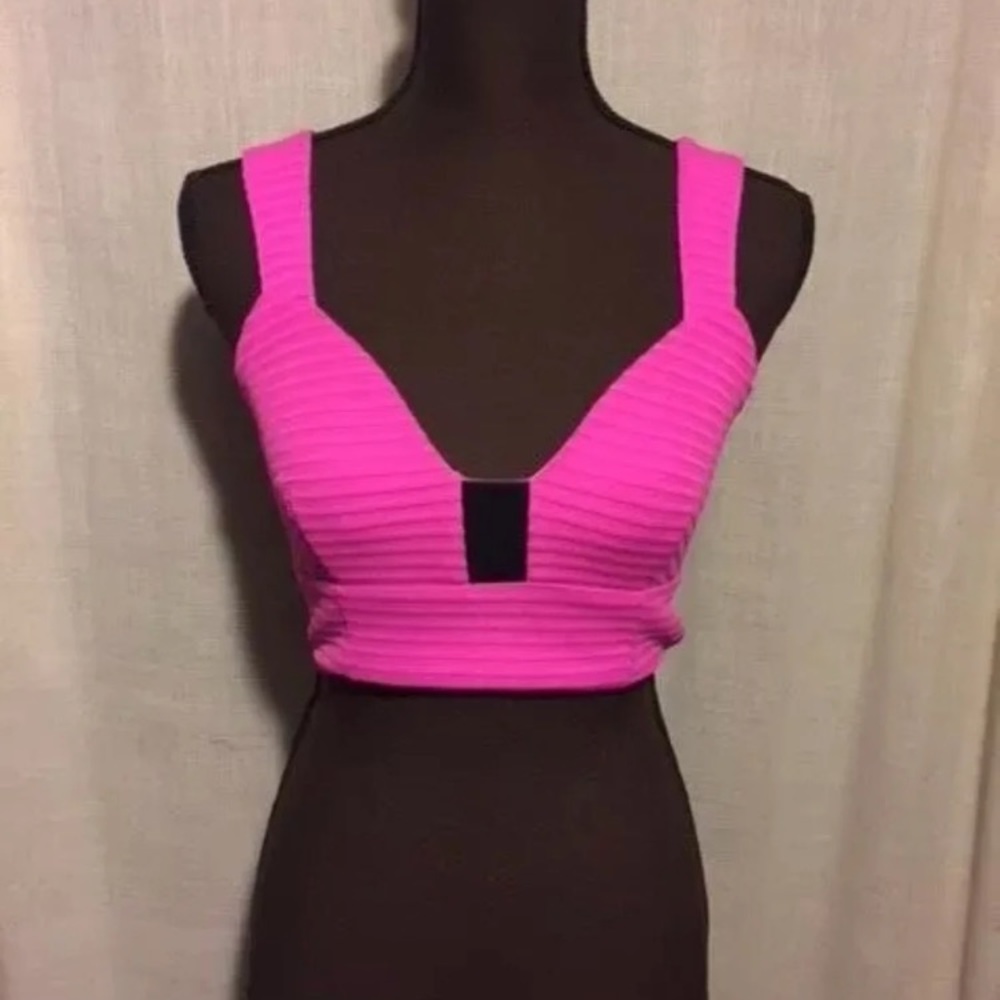 Express Crop Top Size Medium